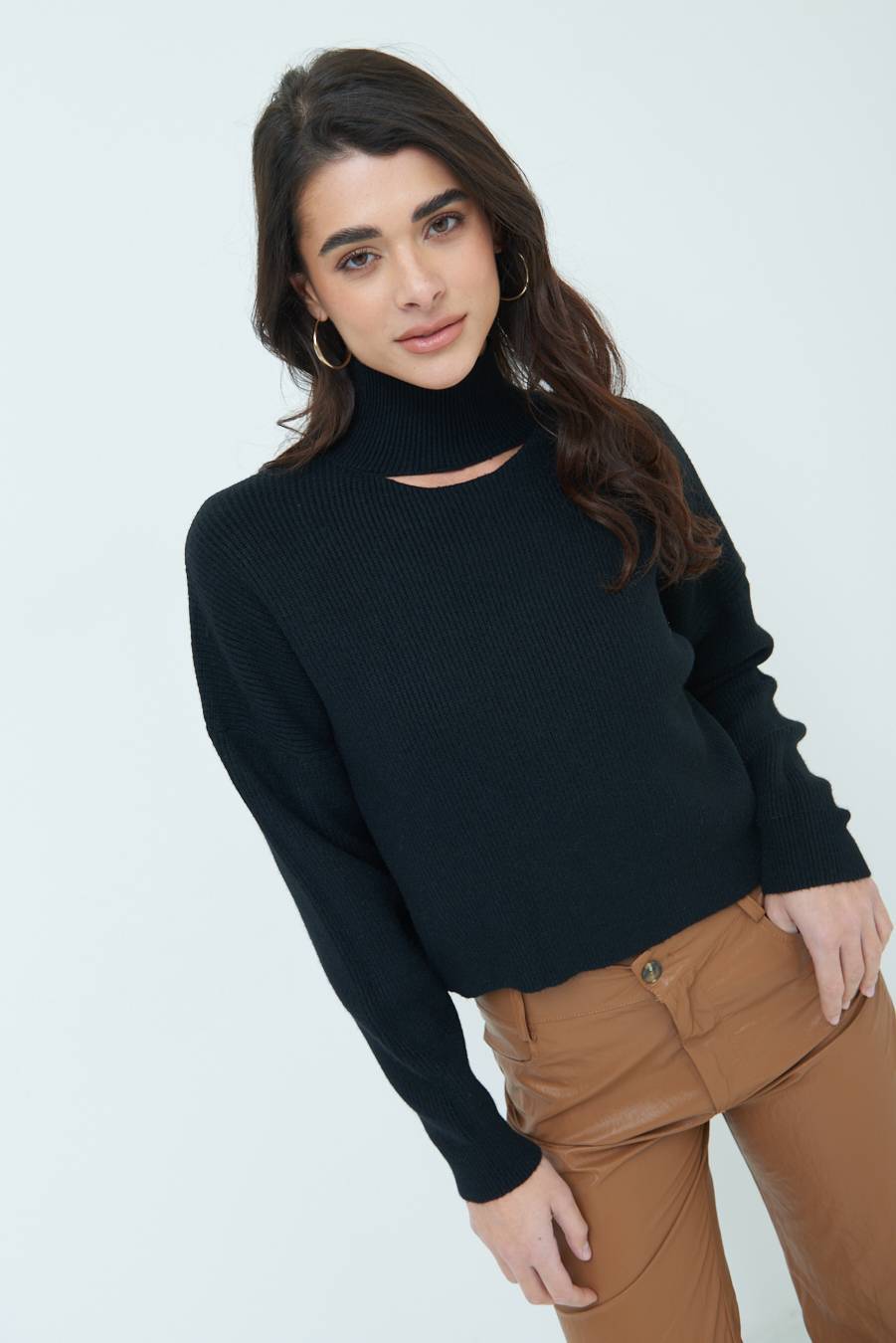 Kikisix MAGLIA COSTINA BUCO DAV. NERO Sottocosto