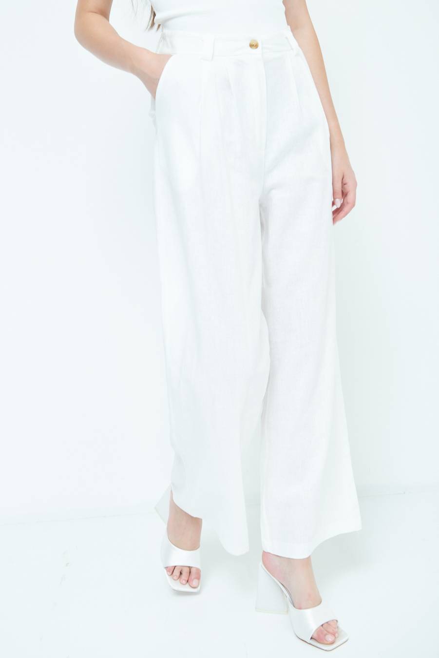 Kikisix PANTA PALAZZO CON PINCE BIANCO Presa