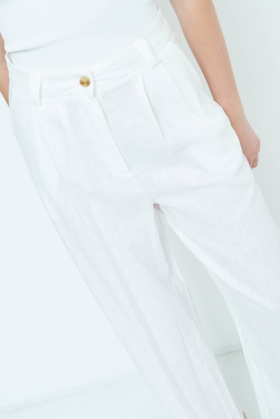 Kikisix PANTA PALAZZO CON PINCE BIANCO Presa
