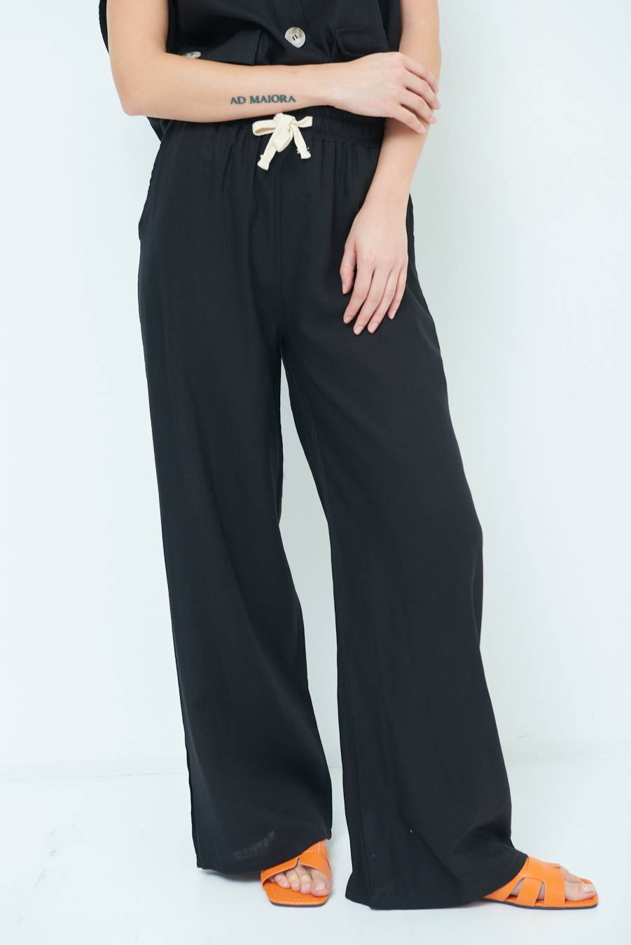 Kikisix PANTA PALAZZO CON ELASTICO VISCOSA LINO NERO Outlet