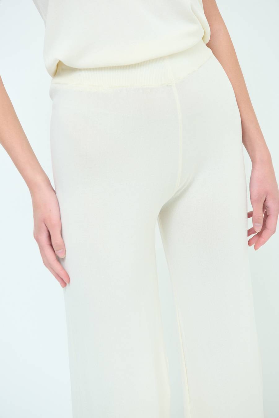 Kikisix PANTALONE PALAZZO MAGLIERIA BURRO Black Friday