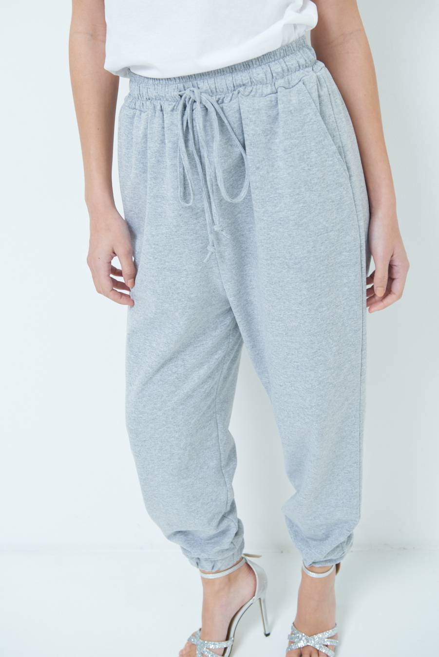Kikisix PANTALONE TUTA GRIGIO Presa
