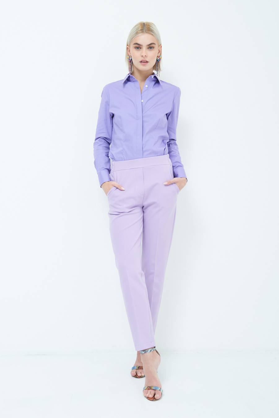 Kikisix PANTALONE SIGARETTA LILLA Vendita Calda