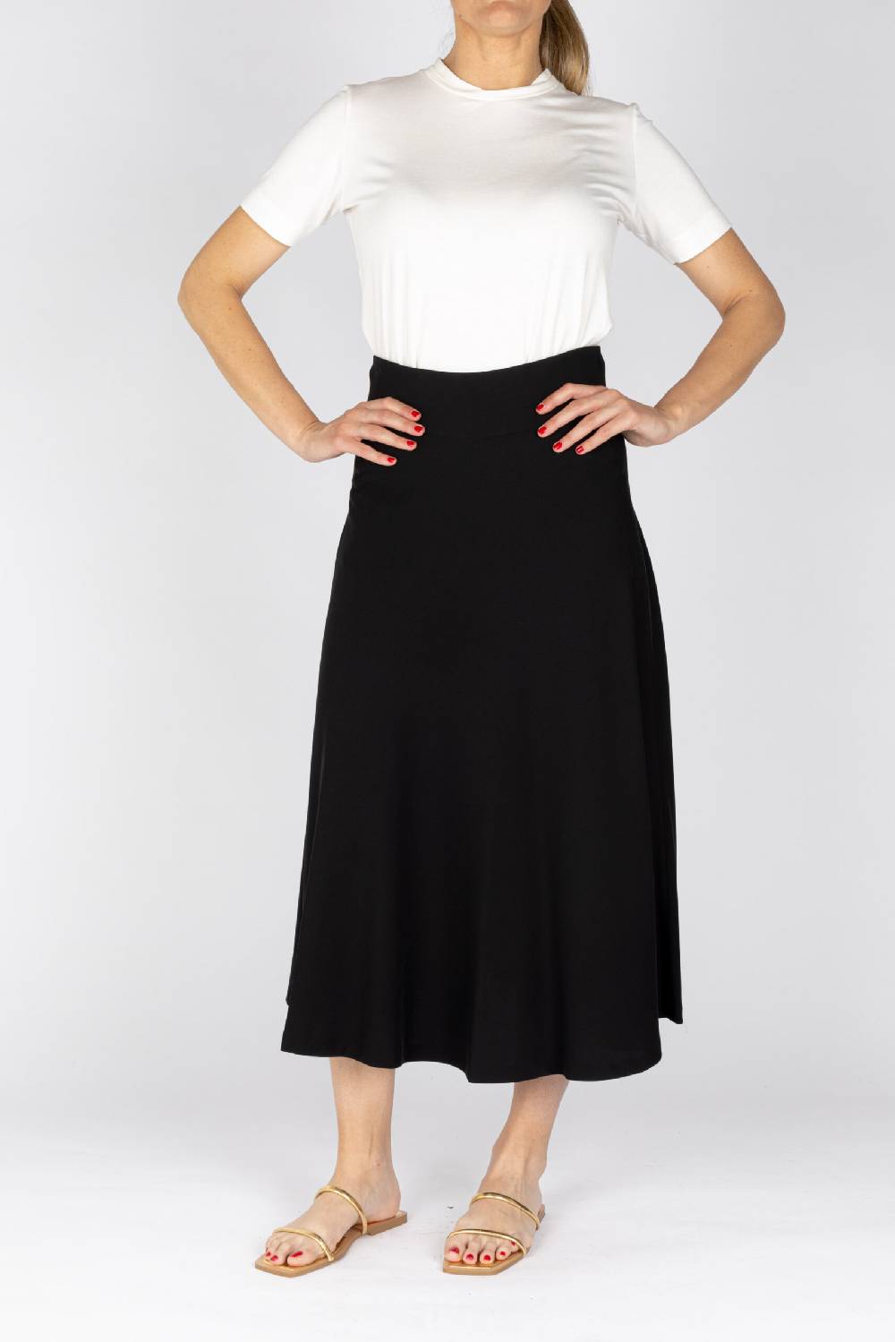 L.Pucci Gonna svasata lunga a metà polpaccio tessuto cady colore nero Sconto