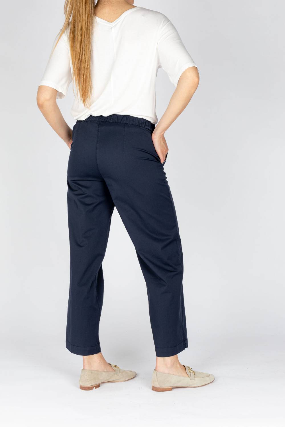 L.Pucci Pantaloni a gamba morbida tessuto popeline stretch colore blu Economico