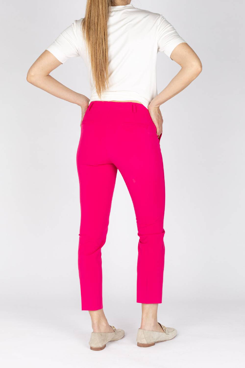 L.Pucci Pantaloni modello gamba stretta tessuto tecnico stretch colore fucsia Vendita Calda