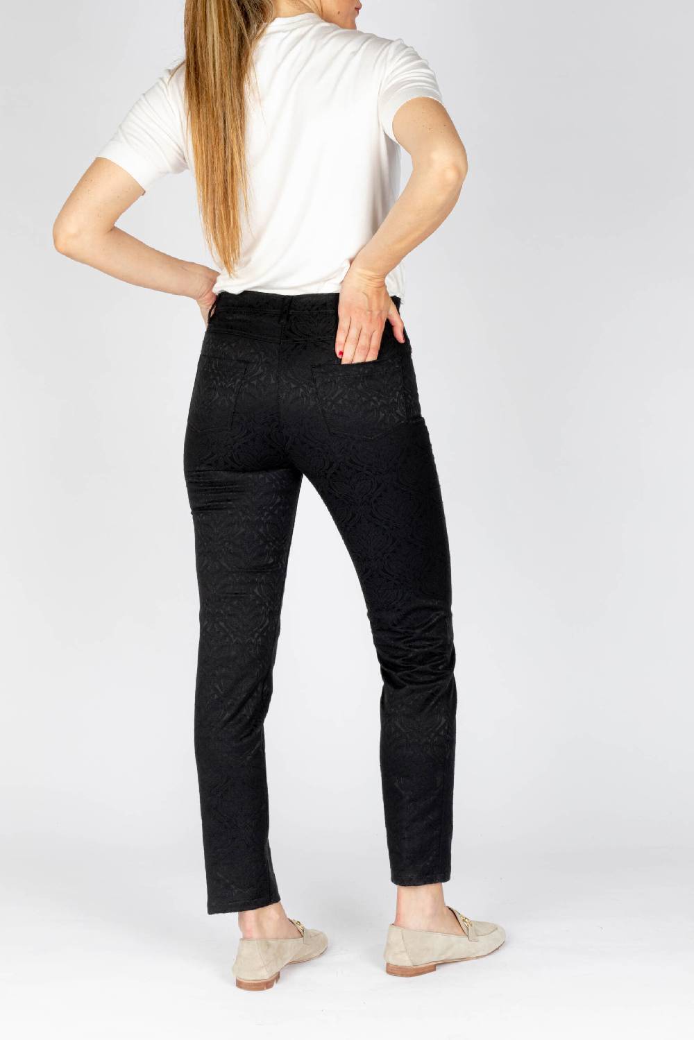 L.Pucci Pantaloni disegno fiore colore nero, linea Jeans tessuto jacquard Moda