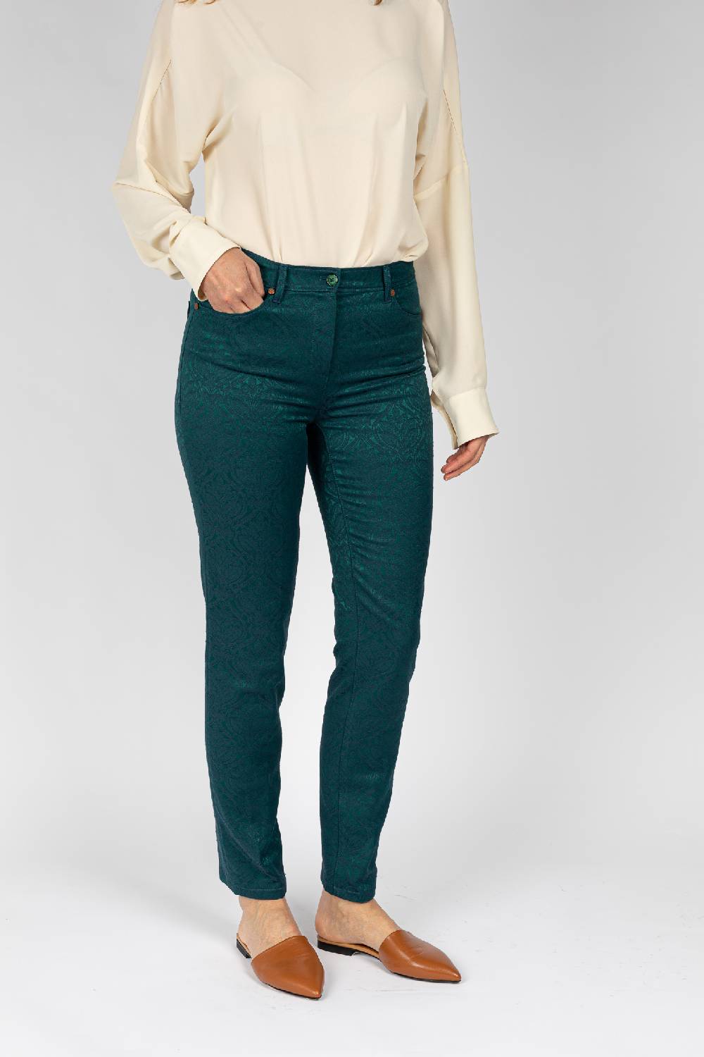 L.Pucci Pantaloni disegno fiore colore verde, linea Jeans tessuto jacquard 2025