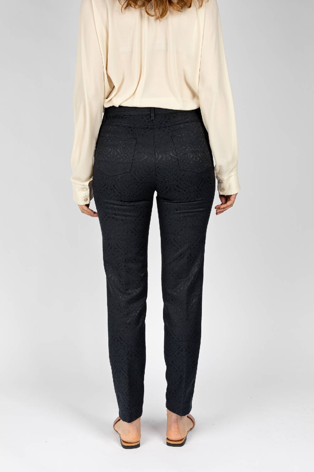 L.Pucci Pantaloni disegno fiore colore blu, linea Jeans tessuto jacquard Italy
