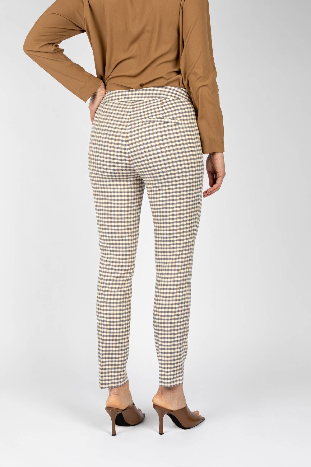 L.Pucci Pantaloni tessuto disegno quadretto colore blu, linea a sigaretta 2025