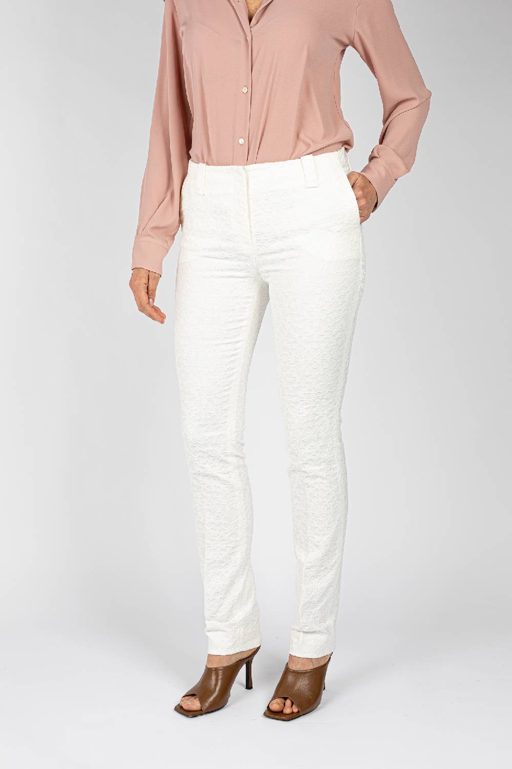 L.Pucci Pantaloni tessuto jacquard colore bianco, gamba regolare Pezzi Unici