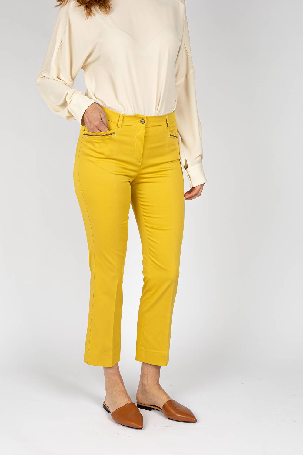 L.Pucci Pantaloni gamba corta fondo leggermente svasato, colore lime Negozi Online
