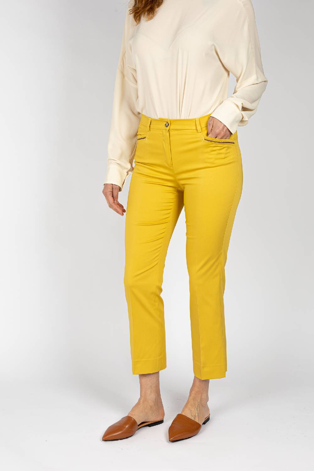 L.Pucci Pantaloni gamba corta fondo leggermente svasato, colore lime Negozi Online