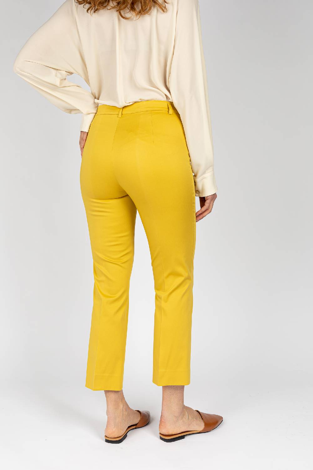 L.Pucci Pantaloni gamba corta fondo leggermente svasato, colore lime Negozi Online