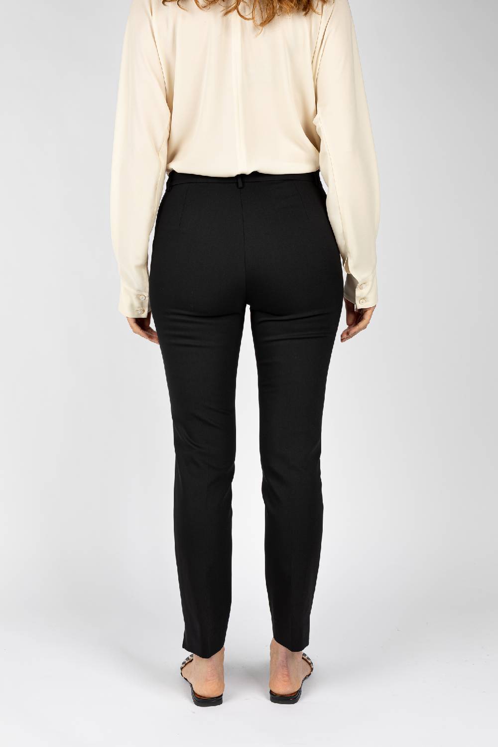 L.Pucci Pantaloni colore nero, linea a sigaretta Promozione Limitata