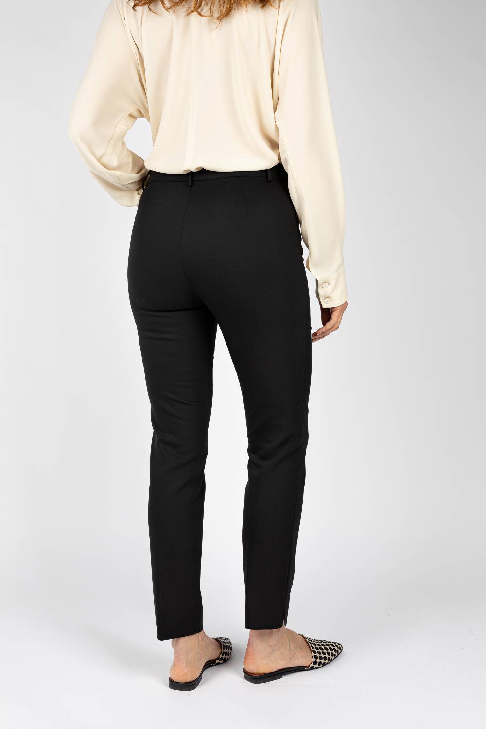 L.Pucci Pantaloni colore nero, linea a sigaretta Promozione Limitata