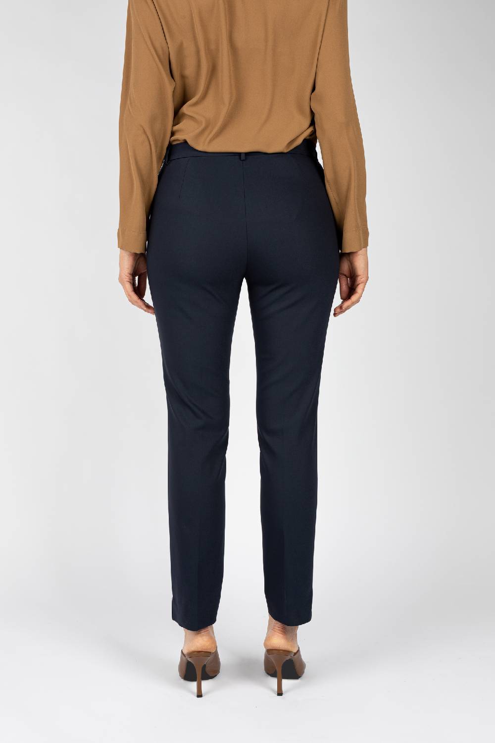 L.Pucci Pantaloni colore blu, linea a sigaretta Shopping Online