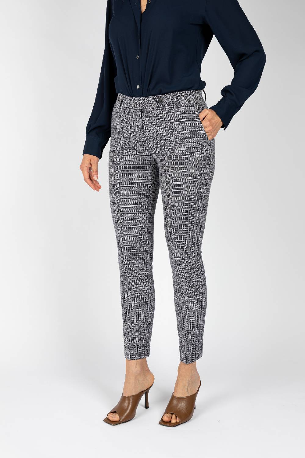 L.Pucci Pantaloni in tessuto jacquard blu su fondo ghiaccio gamba regolare colore blu Affare Del Giorno