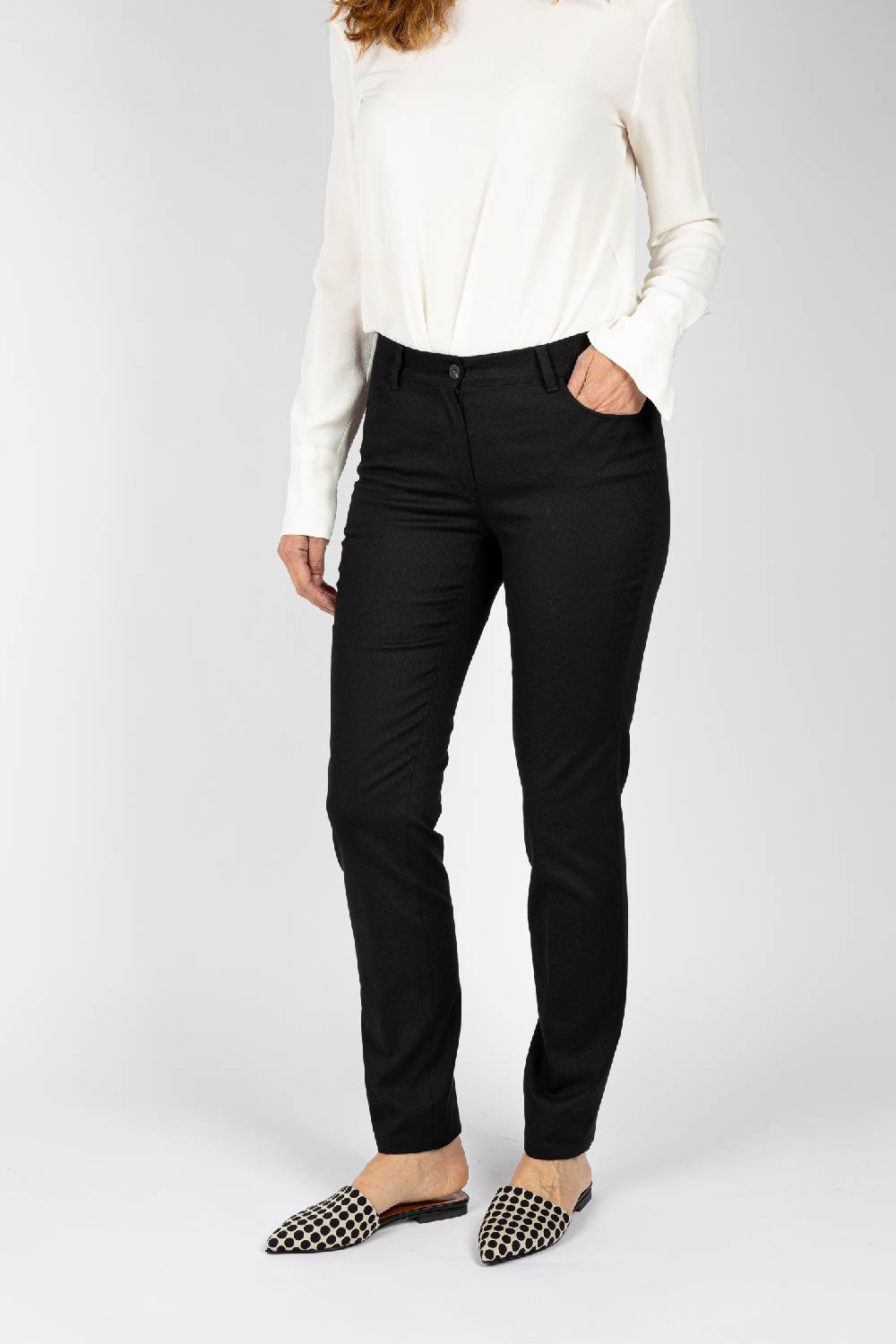 L.Pucci Pantaloni Jeans modello gamba regolare colore nero Sconto