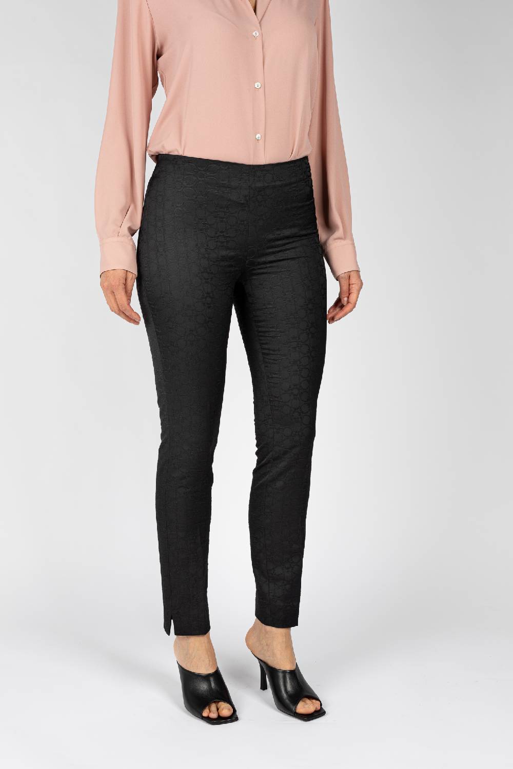 L.Pucci Pantaloni jacquard a fiore colore nero, linea stretta Online