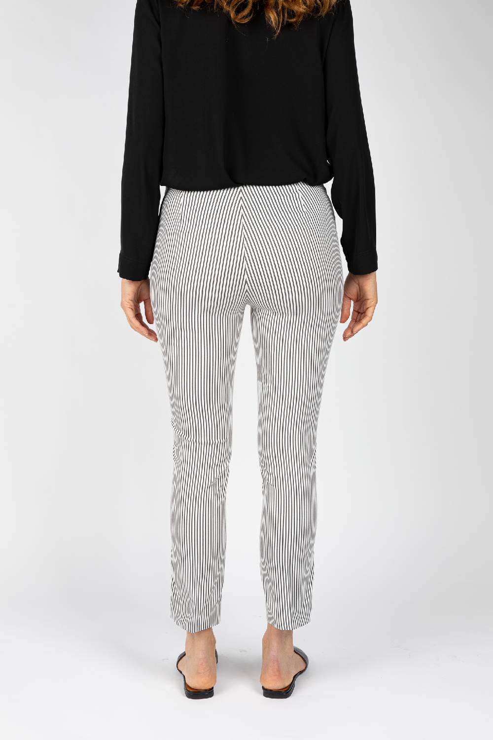 L.Pucci Pantaloni a riga colore nero da donna linea stretta Saldi