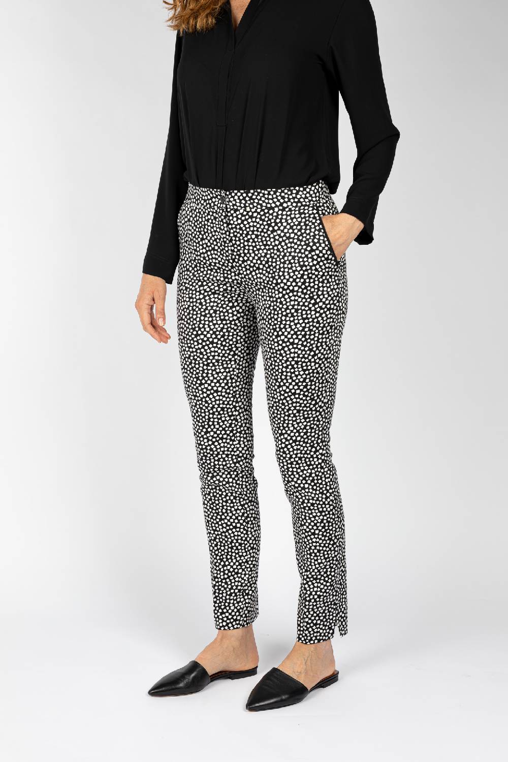 L.Pucci Pantaloni da donna nero linea dritta spacchetti al fondo Saldi Di Fabbrica