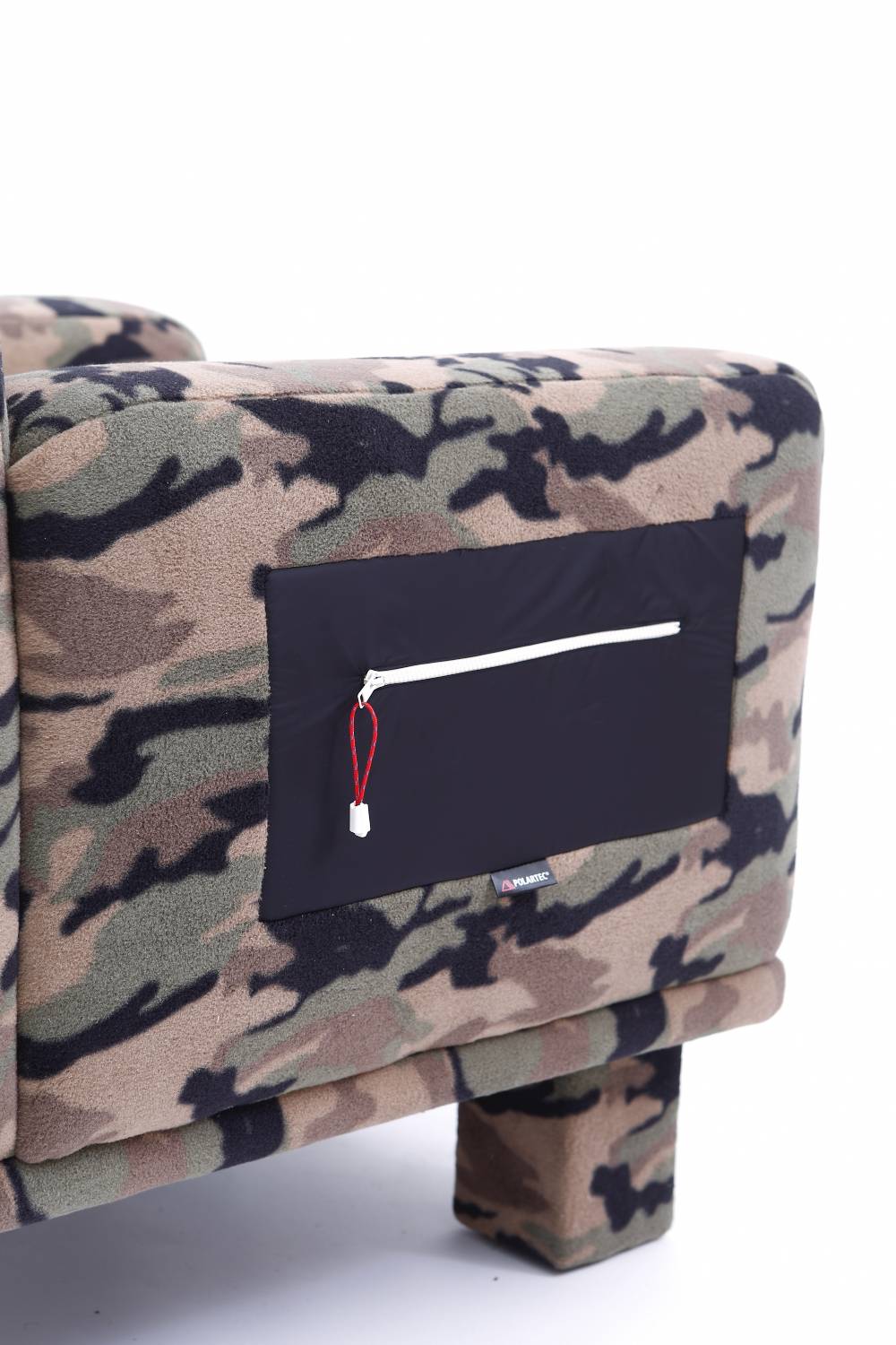 Lc23 Polartec Camo Armchair Saldi