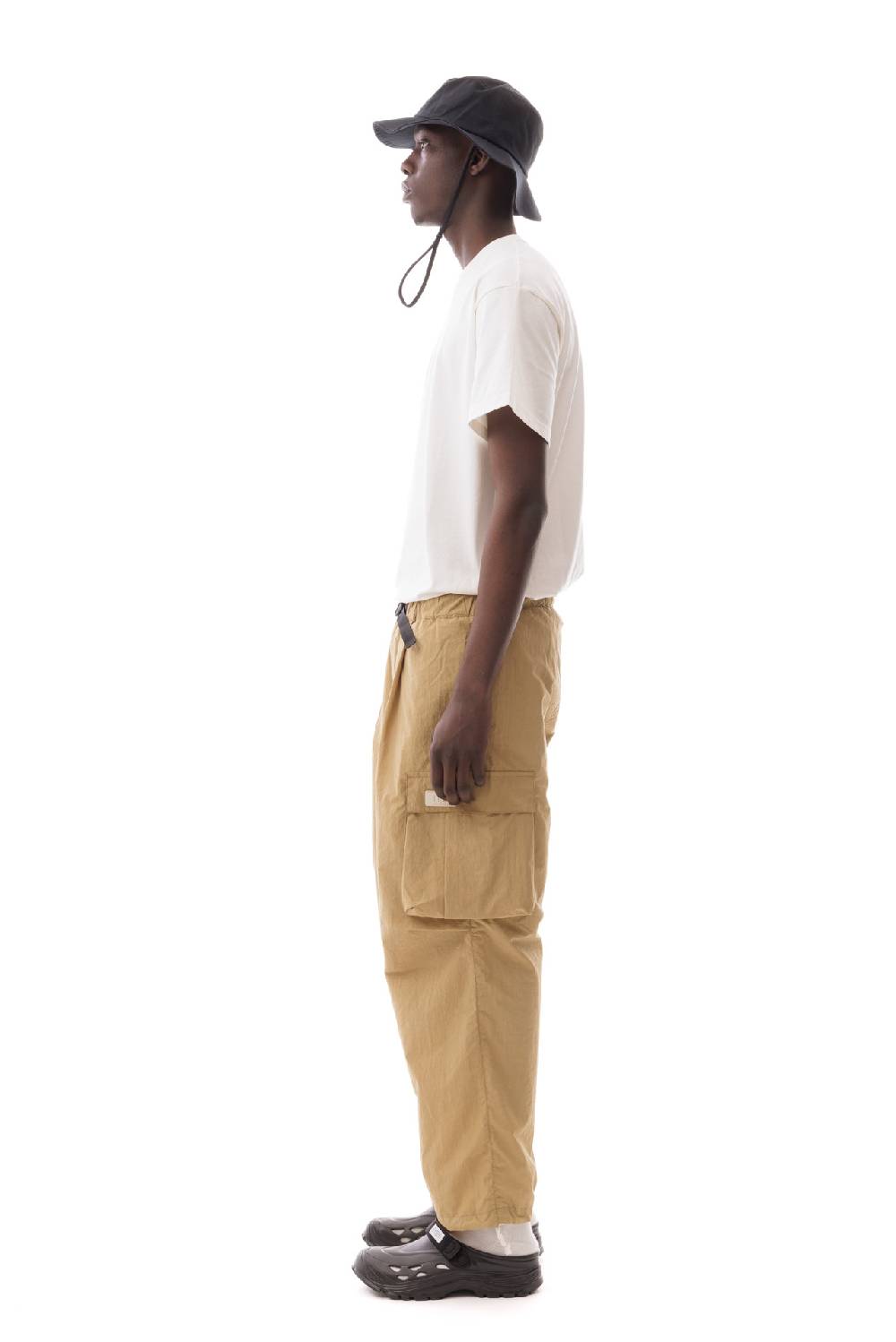 Lc23 Nylon Cargo Pants Camel Vendite Flash