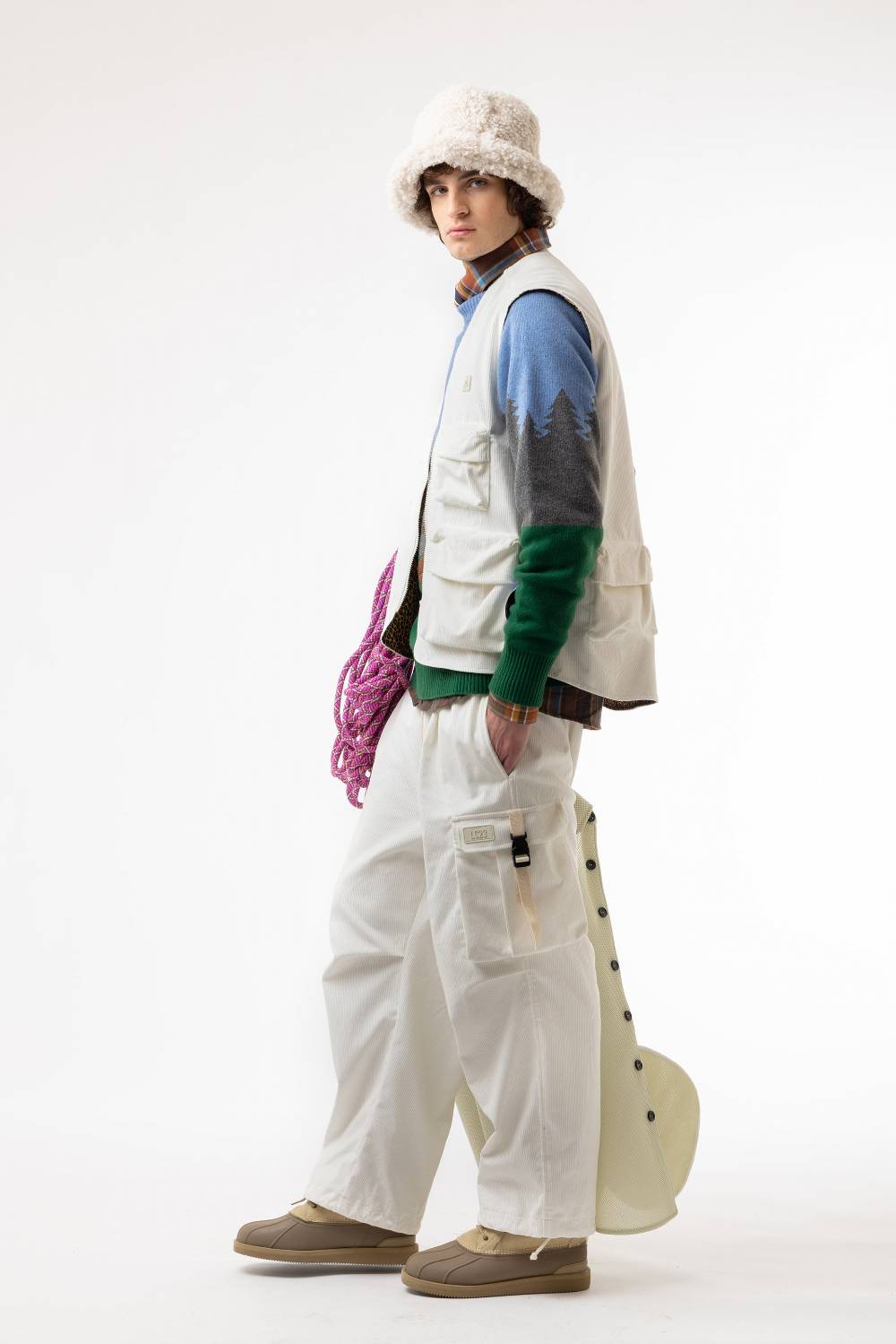 Lc23 Corduroy Multipocket Vest White In Linea