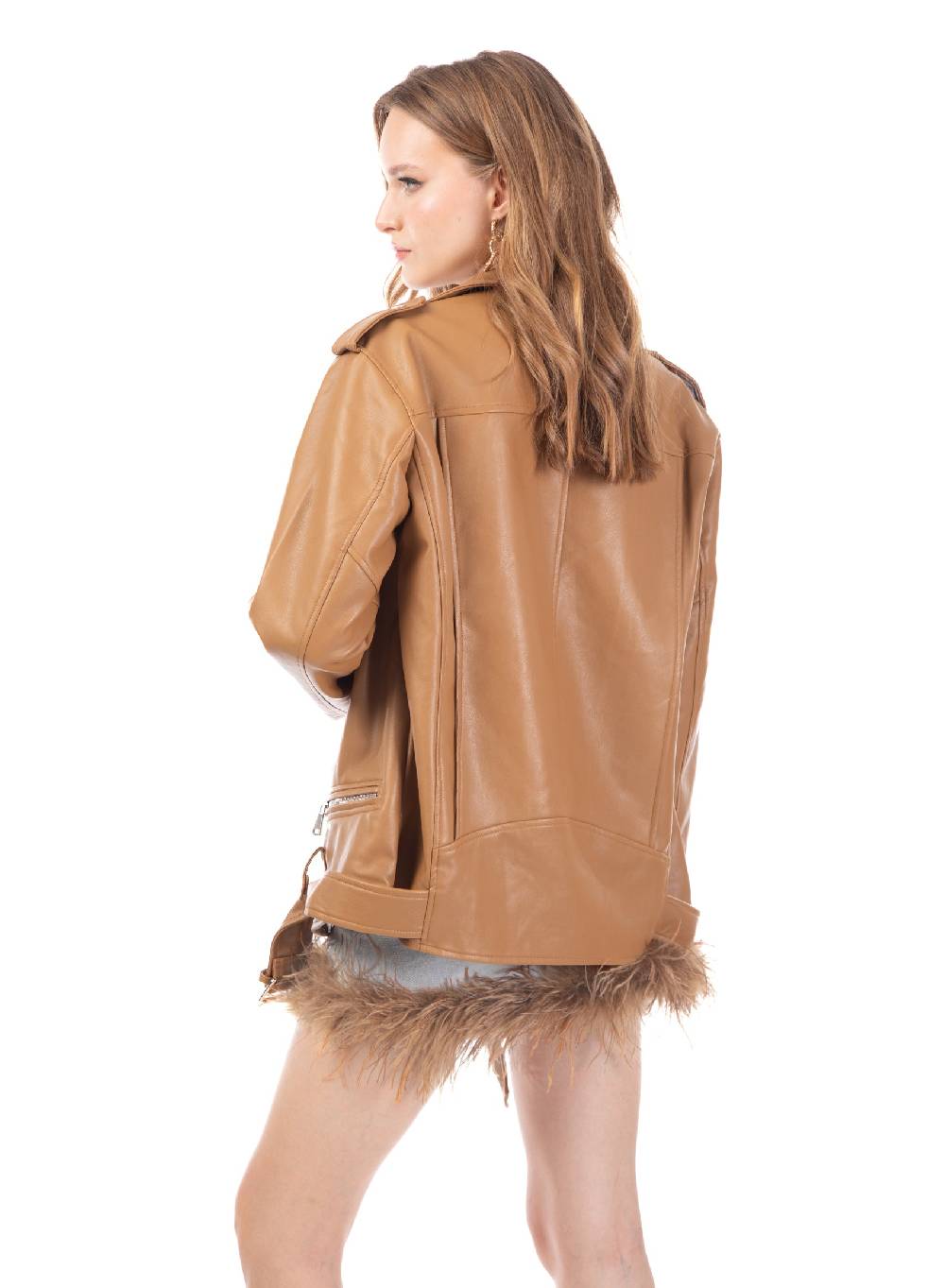 Le Volière Giacca oversize in ecopelle beige Offerta
