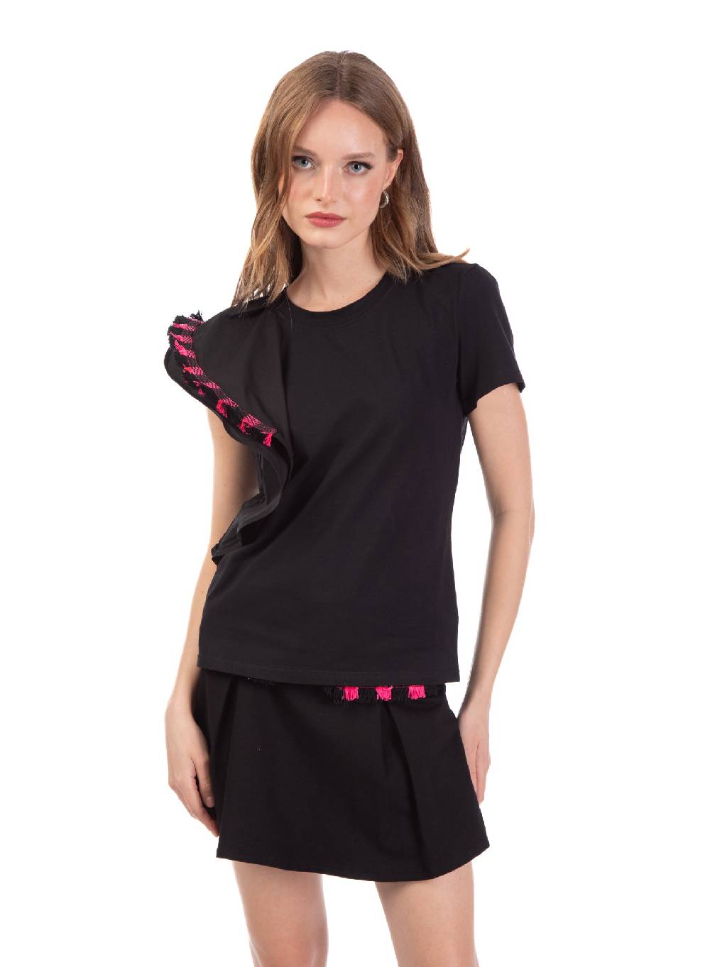 Le Volière T-shirt nera con volant e frange Qualità