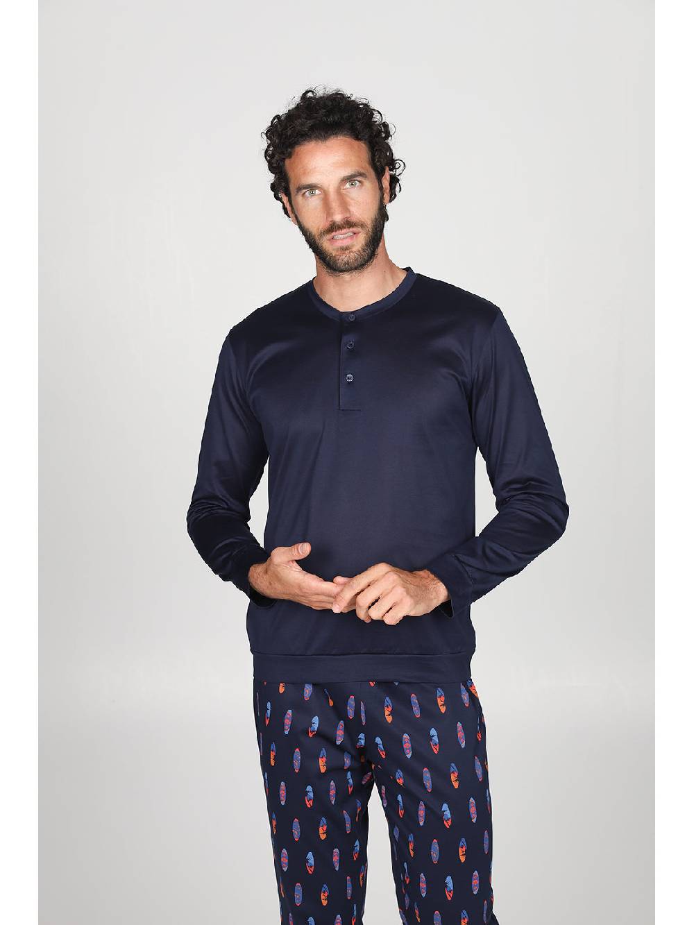 Julipet Pigiama serafino in puro cotone mercerizzato, dalla mano setosa in fantasia "surf" Moda