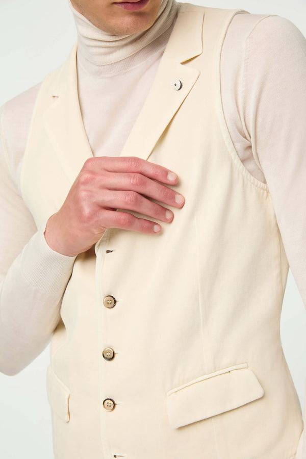 L.B.M. 1911 Gilet OSCAR tinto capo bianco latte Gilet OSCAR tinto capo bianco latte In Vendita