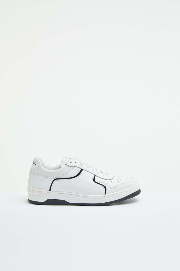 L.B.M. 1911 Sneaker basket bianca con dettagli in contrasto Sneaker basket bianca con dettagli in contrasto Italy
