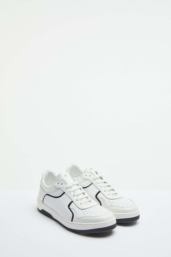 L.B.M. 1911 Sneaker basket bianca con dettagli in contrasto Sneaker basket bianca con dettagli in contrasto Italy
