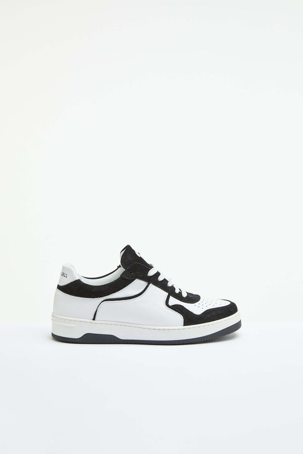 L.B.M. 1911 Sneaker basket bianca con dettagli in contrasto Sneaker basket bianca con dettagli in contrasto Italia
