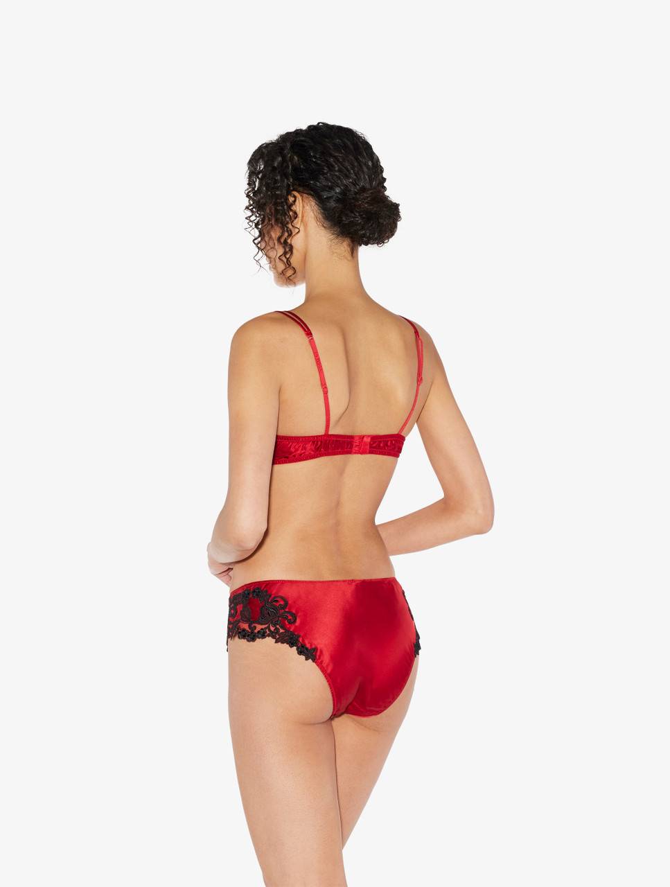 La Perla La taglia di reggiseno La Perla perfetta per te è Vendite stagionali