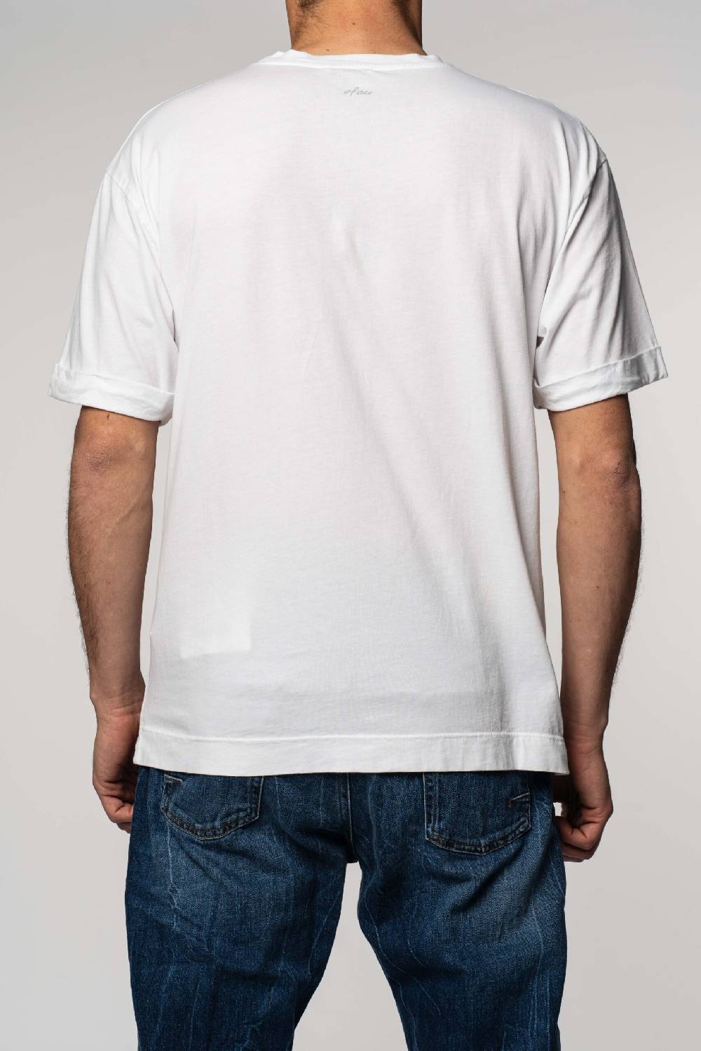 Officina 36 T-shirt bianca in jersey con taschino a contrasto In Saldo