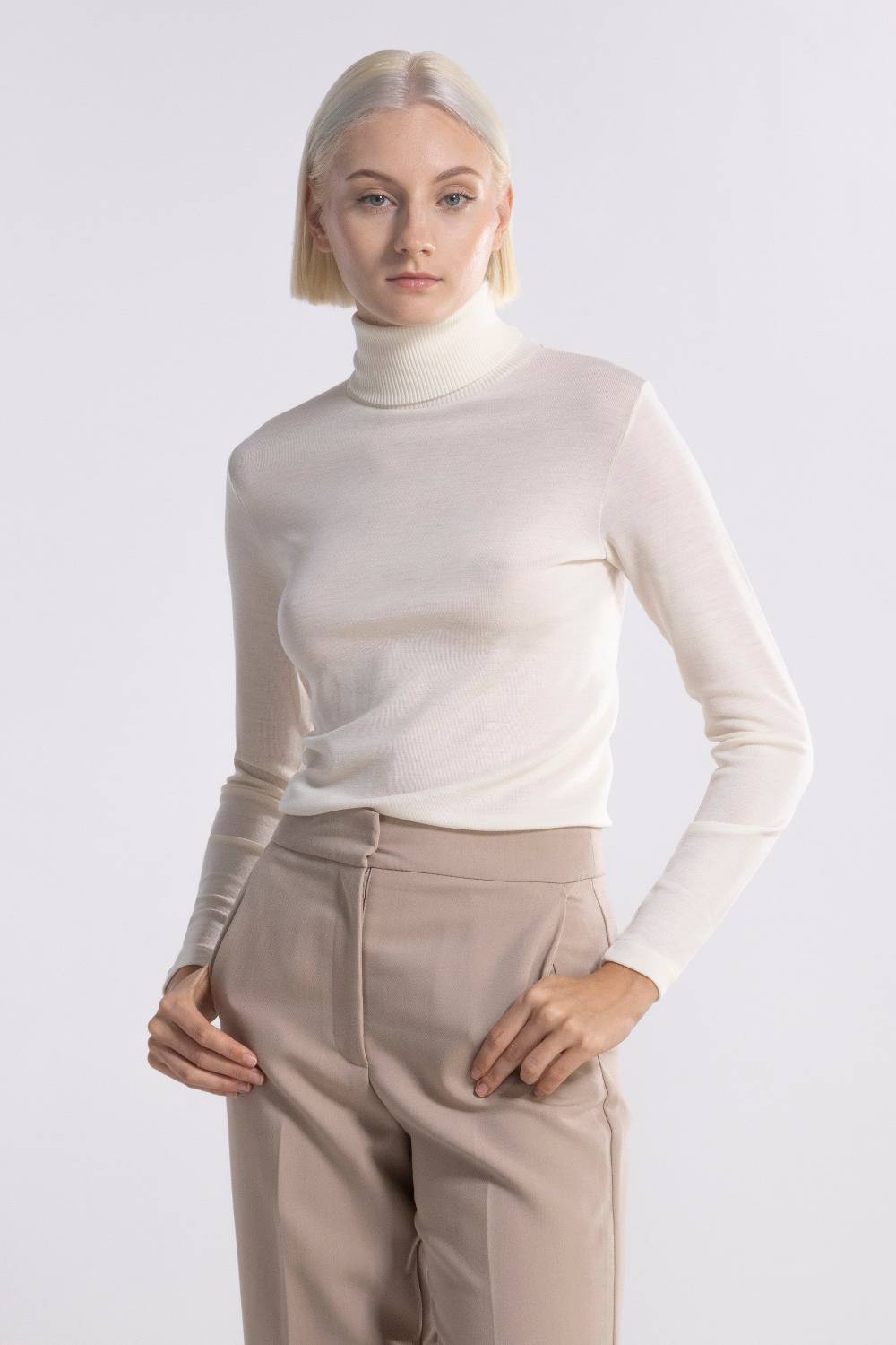 Oscalito Maglia Dolcevita a Maniche Lunghe in tessuto liscio di Lana e Seta 3478 Black Friday