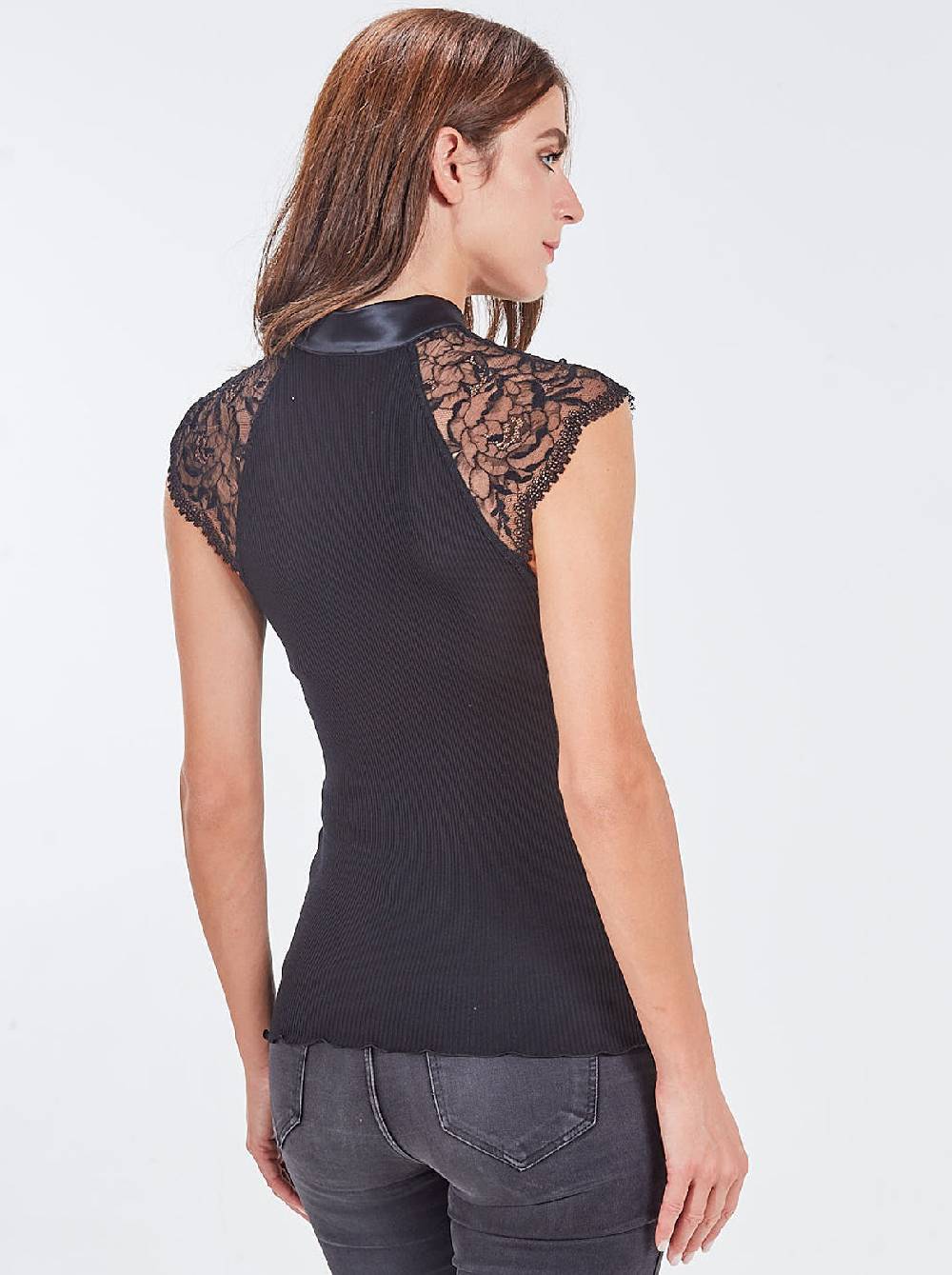Oscalito Top smanicato con collo alla coreana in raso di pizzo chantilly 5866 Sconto