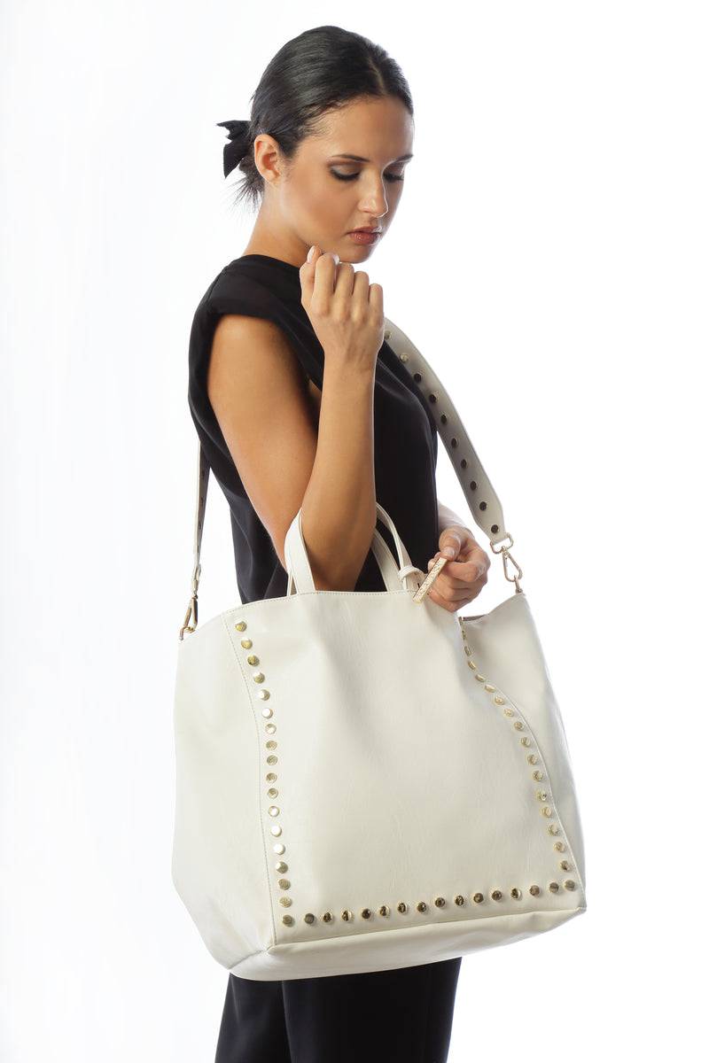 Paola T. Shopper con rivetti e pendente oro Nuova