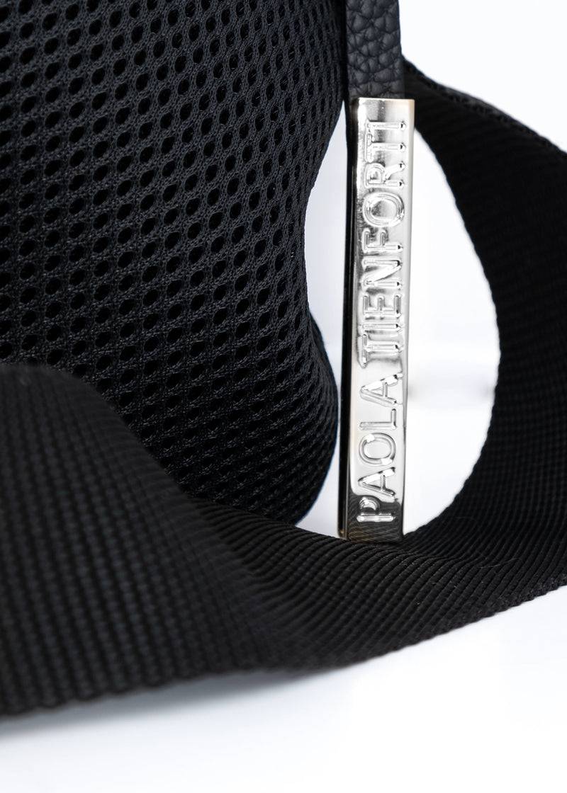 Paola T. Sacca hobo in traforato con dettagli argento Vendita calda