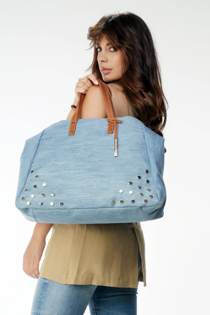 Paola T. Shopper con rivetti e pendente oro Grandi sconti