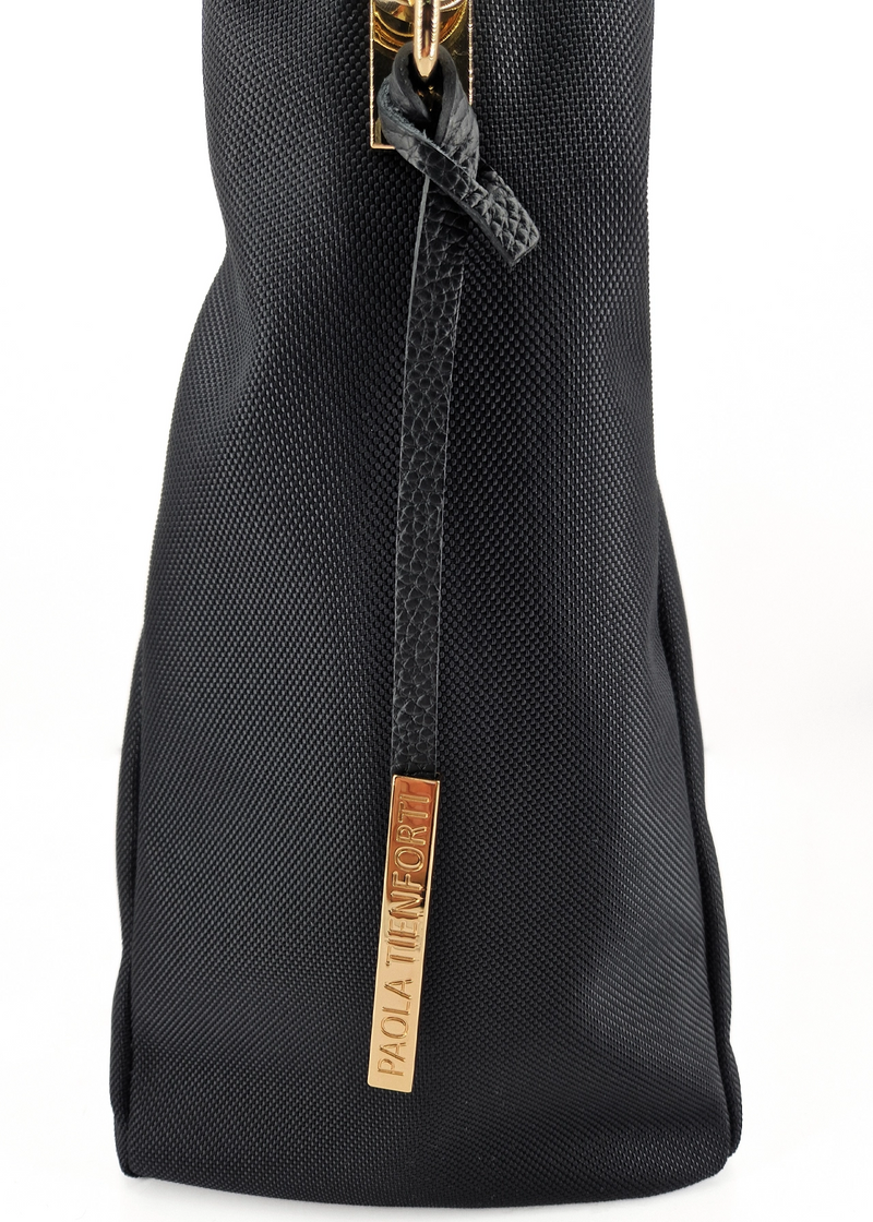 Paola T. Sacca in cordura con dettagli oro Nuovi prodotti
