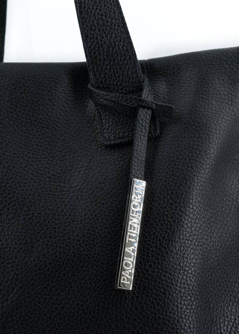 Paola T. Shopper in pelle morbida con dettagli argento Liquidazione