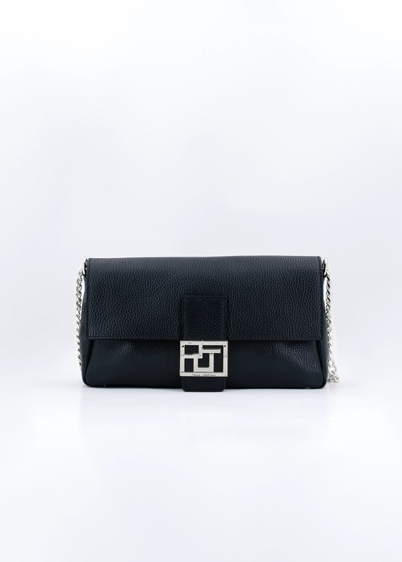 Paola T. Baguette medium in pelle morbida con dettagli argento Comprane uno, ottenene uno gratis