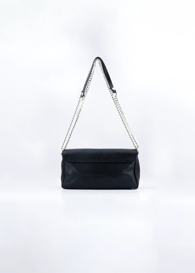 Paola T. Baguette medium in pelle morbida con dettagli argento Comprane uno, ottenene uno gratis