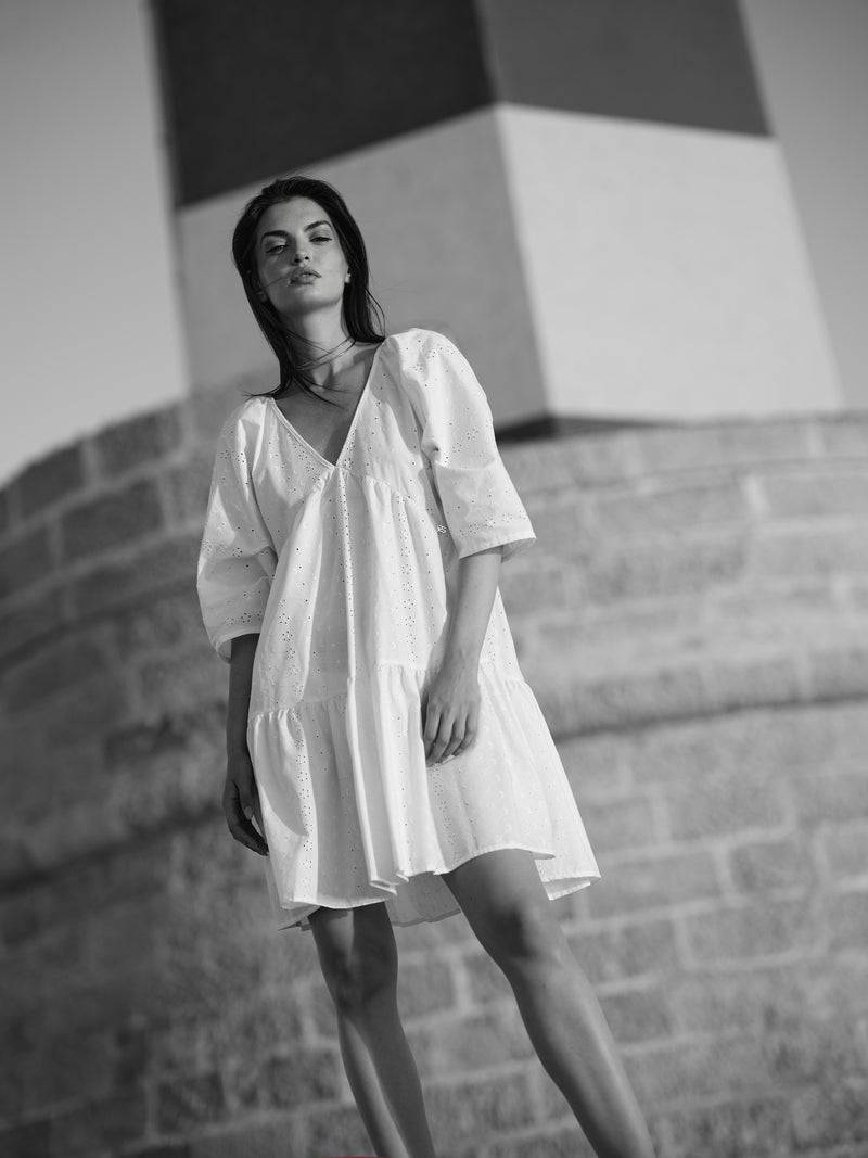 Paola T. Abito in cotone sangallo Solo un giorno rimasto
