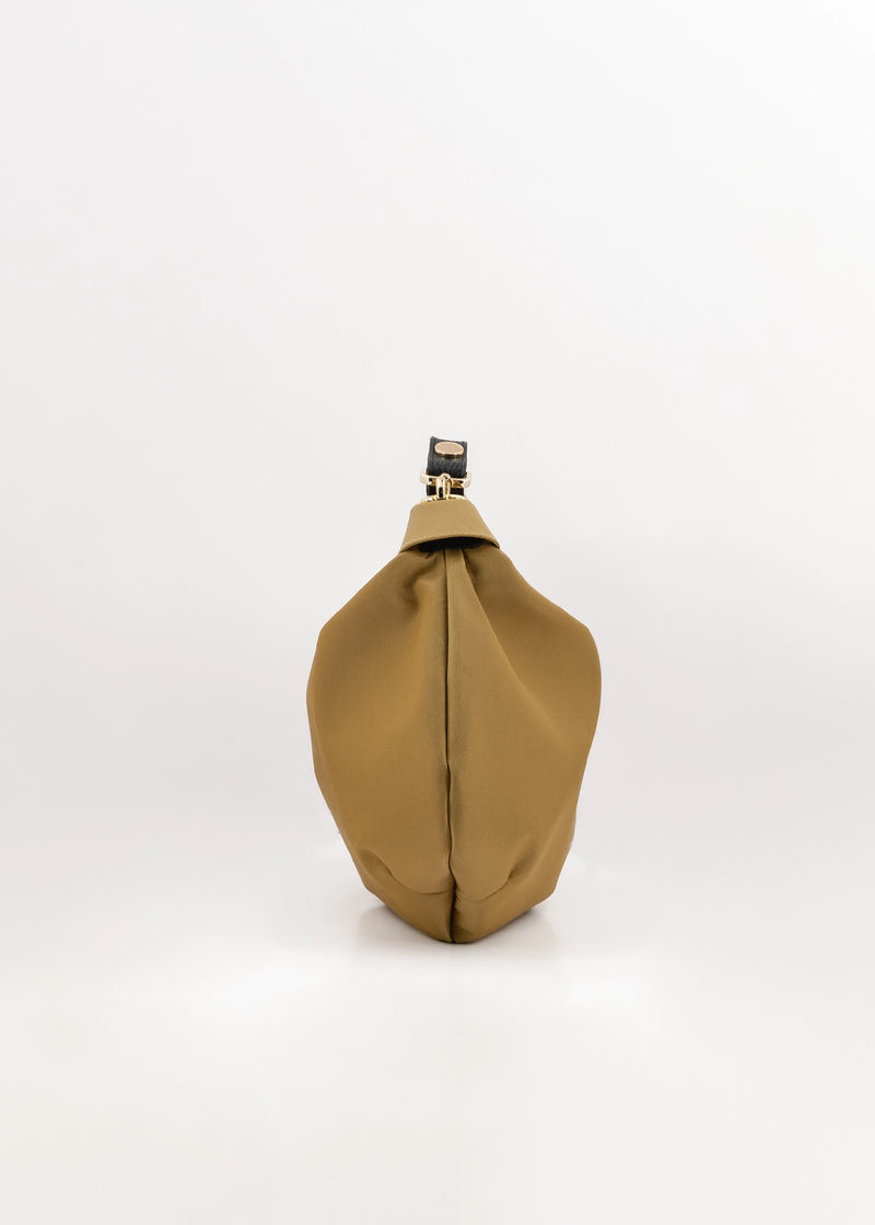 Paola T. Borsa a sacca in nylon con dettagli oro Sconto