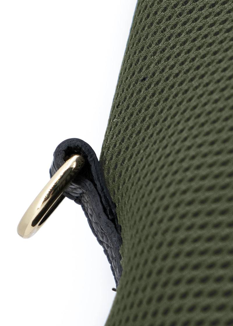 Paola T. Sacca hobo in traforato con dettagli oro Hotsell